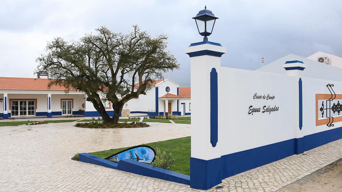Quinta Da Torre - Casas De Campo Bed & Breakfast Alenquer Exterior photo